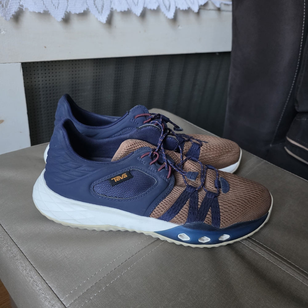 Teva Men's Blue and Brown Sneakers